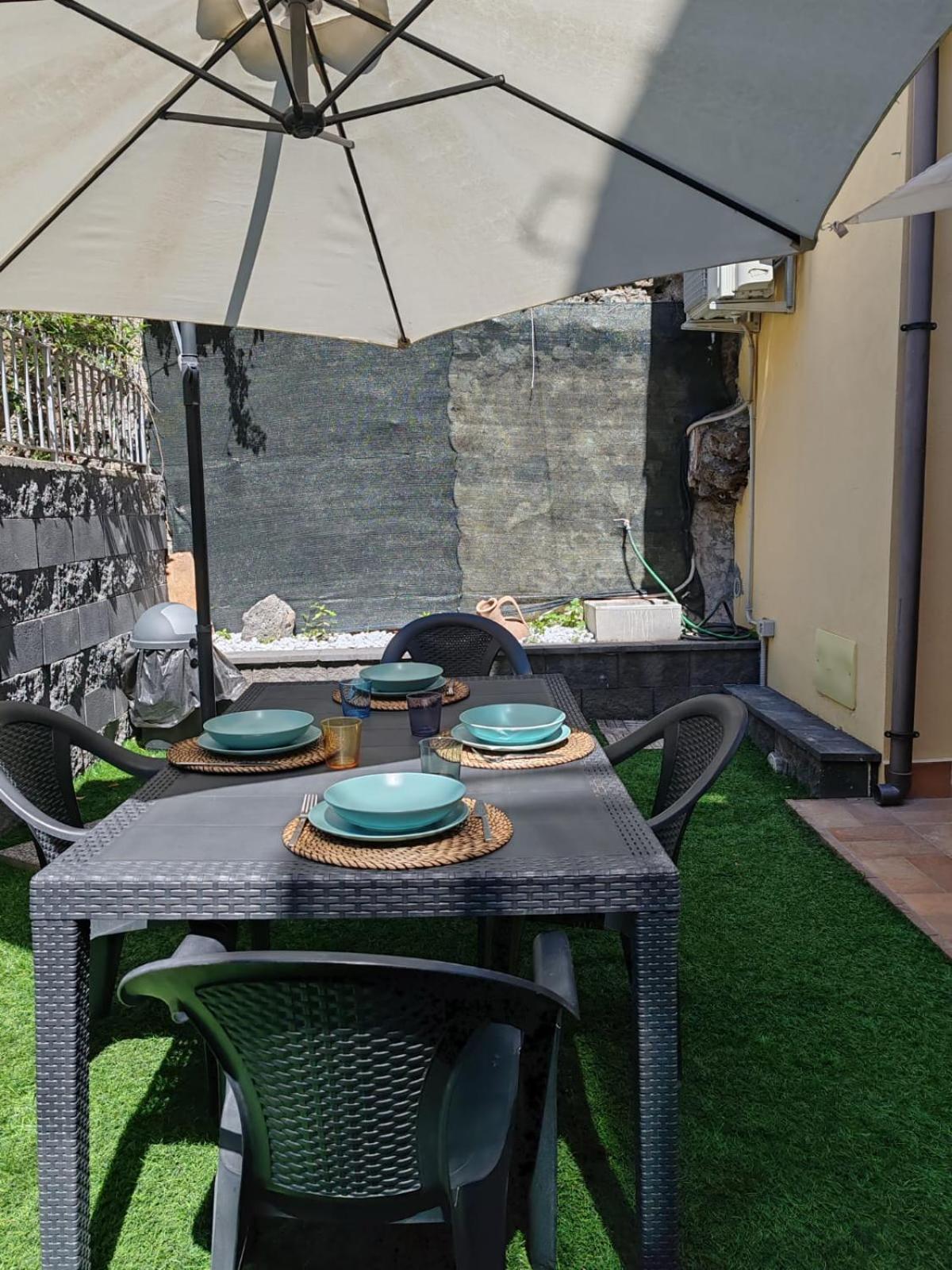 הוילה Etna Garden House: Oasis In The Heart Of קטאניה מראה חיצוני תמונה